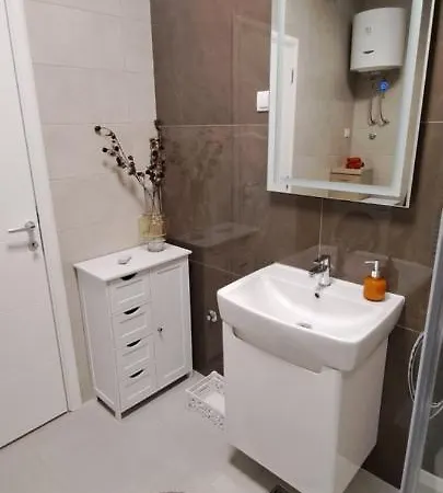 Διαμέρισμα Kalina Μπάνια Λούκα